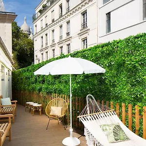 Le Village Montmartre By Hiphophostels , Paris Frankrig