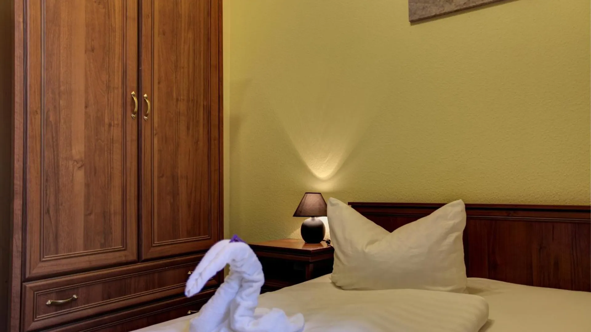 Hotel Pension Bernstein am Kurfürstendamm Berlin