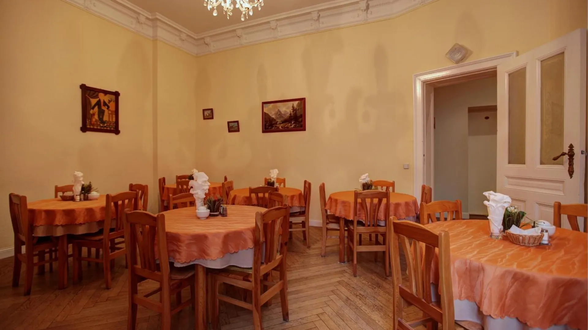 Hotel Pension Bernstein am Kurfürstendamm Berlin