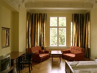 Hotel Pension Bernstein Am Kurfuerstendamm Berlin